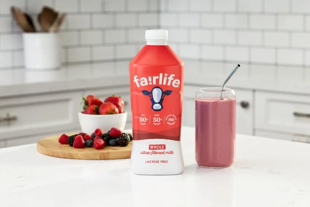  2026/09/10_52oz_Smoothie_2_1234_RT_Whole.jpg Smoothie made with fairlife whole ultra-filtered milk